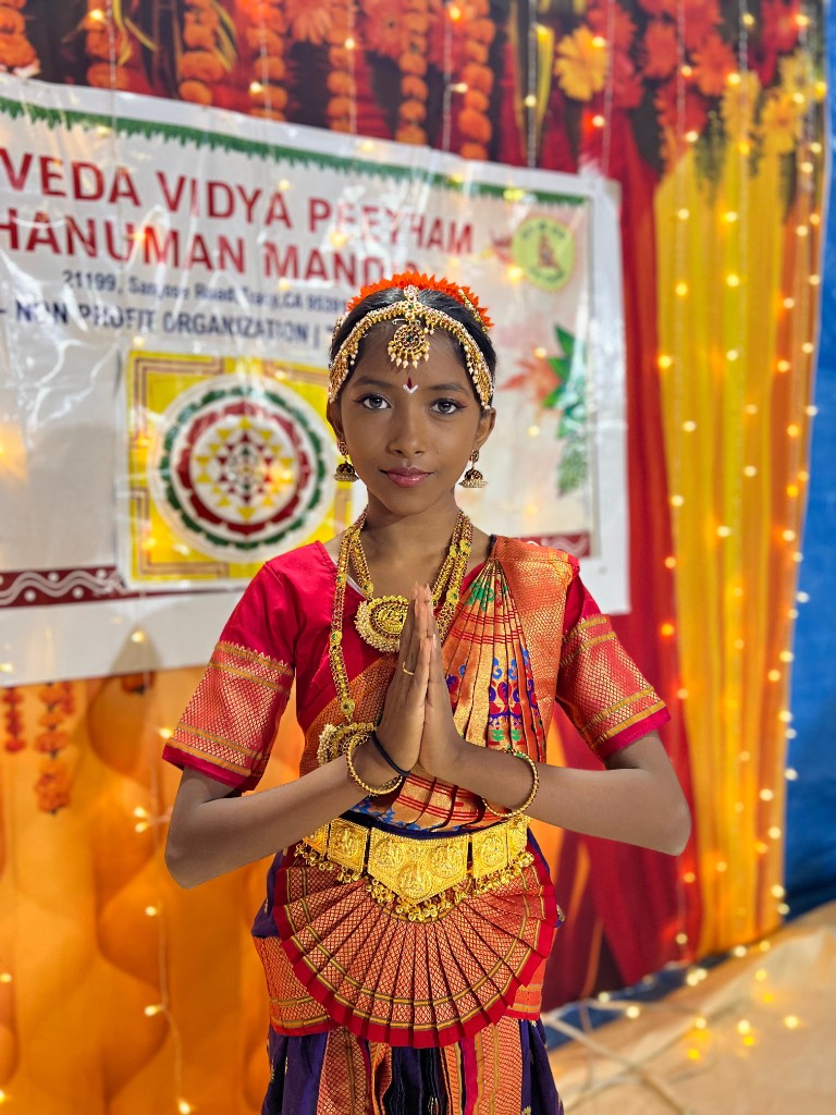 Tanvika Karupakula performance photo