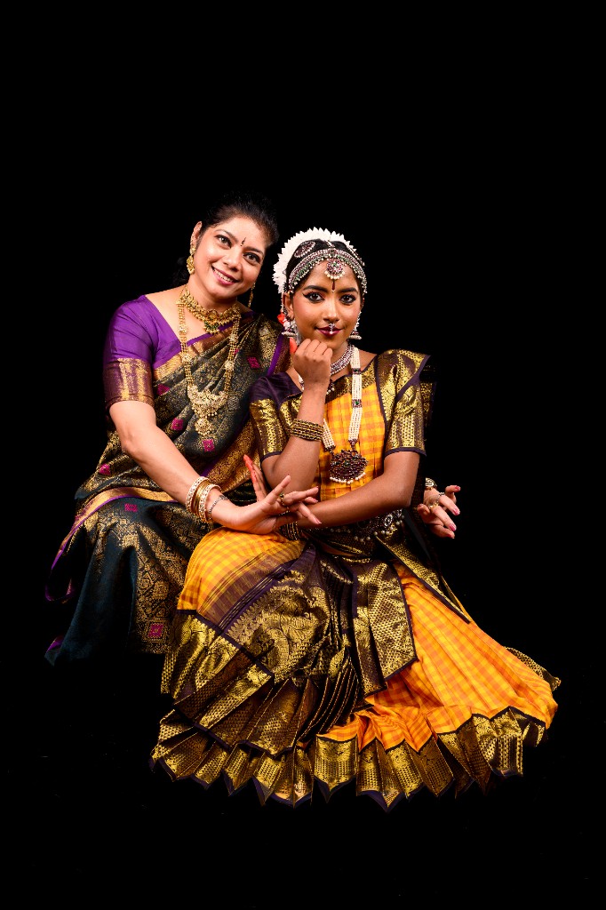 Tanvika Karupakula with Guru Smt. Chandna Talluri